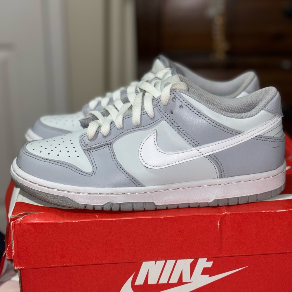 Nike Dunk Low ‘Pure Platinum/Grey Wolf’